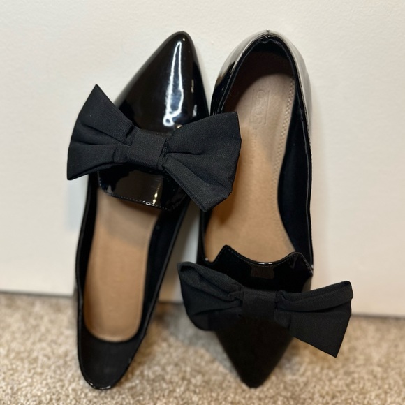 Bow pointed ballet flats in black patent leather. - Picture 2 of 5